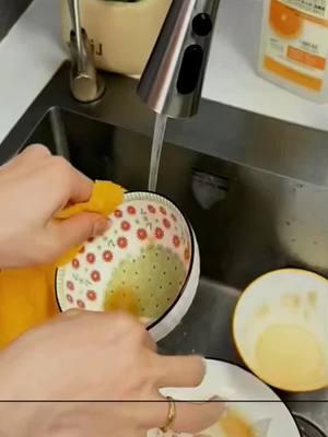 🔥Revolutionize Your Dishwashing Routine with Our Waterproof, Thickened, Heat - Resistant and Freeze - Proof Dishwashing Gloves! 🌟 #DishwashingGloves #HomeEssentials #TikTokMadeMeBuyIt #KitchenMustHaves #HomeImprovement #CleaningProducts #WaterproofGear #HeatResistant #FreezeProof #TrendingProducts #Kitchenware #TikTokShopLastChance #TikTokShopNewYearNewAura #spotlightfinds #HolidayGifts  