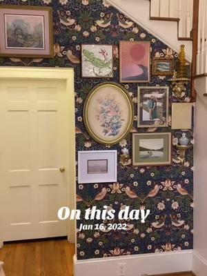 My first viral video! Cannot believe it’s been 3 years ago! Still one of my favorite house projects to date 🥰 #fyp #foryou #DIY #homedecor #oldhouse #wallpaper #williammorris #strawberrytheif #foyermakeover #NC 