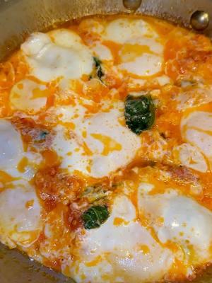 SHAKSHUKA | healthy breakfast recipe (or anytime of day recipe) #shakshuka #viralvideo #Recipe #foru #fyp #breakfast 