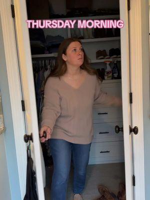 How to get out the door by 7:30?? That is the question lol #workingmom #momofthree #girlmom #workingmommorningroutine #momofthreemorningroutine #grwm #getreadywithme #gettingready #getready #gettingreadywithkids #goodmorning #morningroutine #morningvlog #morning #routine #Vlog 