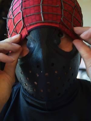 Getting ready for the weekend #spiderman #spidermancosplay #marvel #mcu #spidermancostume #webhead #webslinger #marvelcosplay #mcucosplay #webslinger #