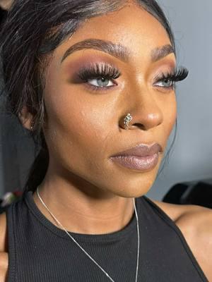 And another one! Soft glam in 1 minute.🥰🌹   #oklahomamua #okcmua  #blackmakeupartist #justdivinecosmetics 