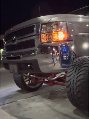 Who doesn’t love 7-Eleven.. #7eleven #seveneleven #diesel #truck #lift #lifted #kg1 #kg1forged #explore #explorepage #explorepage✨ #fyp #fypシ #fypシ゚viral #26x16 