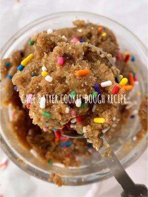 it wouldn’t be a HIGH PROTEIN SNACK THEMED WEEK without sprinkles…🙌🏻 my absolute favorite CAKE BATTER COOKIE DOUGH RECIPE always come in clutch for a late night treat! 💕👉🏻 snag the recipe by following the link in my bio #n#nobakedessertp#proteinsnacksc#cookiedoughrecipeh#healthyrecipes #p#proteincookiedoughf#funfettic#cakebatterp#proteintreats#e#EasyRecipes #proteinpacked 