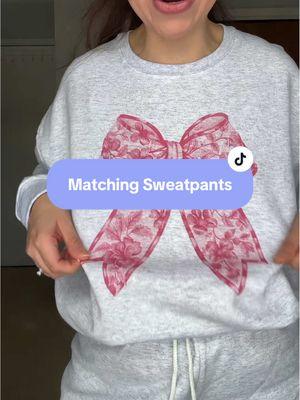 Replying to @One Pound Baby Mom the softest sweatpants 🎀 #matchingset #matchingoutfits #matchingsets #mommyme #mommyandme #mommyanddaughter #mommymeoutfits #mommyandmeoutfits #ribbon #ribbons #sweatpants #sweatpants #sweatpantsoutfit #ttslevelup #lovelanguage #comfyoutfits #comfyclothes  Matching sets Sweatpants  Soft sweatpants Stretchy pants 