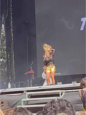 Another baby Tate video from 2021 @tate mcrae #tate #tatemcrae #acl #austin #youbrokemefirst #music #festival #tatiana #dance 