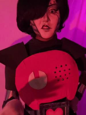 #undertale #undertalecosplay #mettaton #mettatoncosplay #mettatonex #mettatonexcosplay #tobyfox #cosplay 