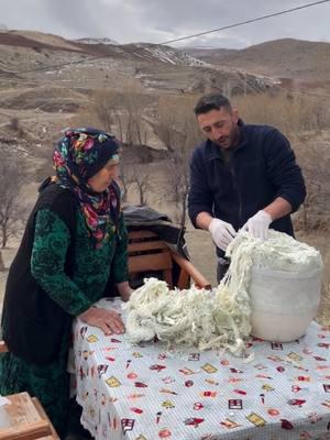 Sweet village Life❤️ #pirozhki #creamfilled #creamfilledporozhki #piroshki #dessert #ruralcuisine #rural_cuisine #villagelife #countrylife #gilan #mazandara #iran #ruralcuisine #rural_cuisin #rural_life #villagelife #countryl #rurallife #rural #ASMR #asmrcooking #relaxingvideo #goodmood #goodvibe #vibe #Vlog #cooking #gilan #mazandaran #usa #usa_tiktok #usa🇺🇸 #usatiktok #unitedstates #newyork #newyorkcity 