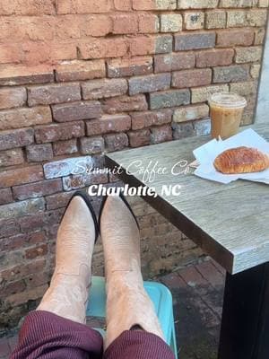 come with me to @Summit Coffee ☕️🥐 so so cute! the chocolate croissants were a 10/10 #coffeeshop #charlottenc #northcarolina #microinfluencer #summitcoffee #coffee #chocolatecroissant #recommendations #contentcreator 