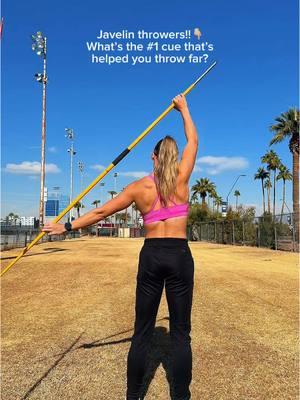 Let’s help each other out in the comments 👀 #track #trackandfield #throwing #javelin #javelinthrow 