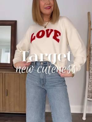 🔗 in the comments to sh0p! All the 😍 for these Target Valentine’s Day pullovers!   I sized up to a large in all 🥰#ValentinesDayoutfit #heartsweatshirt #teacheroutfit #momoutfit #easyoutfit #comfyoutfit #widelegjeans #Levisjeans #redsneakers #conversehightops