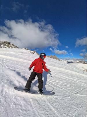 The difference between snowboard and skiing in the united States and Europe is crazy 😂 I was at @visitsanmartino I this video  . . #snowbarding #snowboard #snow #snowboardtiktok #ski #skiing #teamhuckhouse #snowday #skitok #trentinowow #dolomiti #vistittrentino #europe #unitedstates 