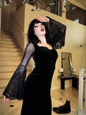 I’d just want your 🫀 #goth #gothgirl #blackdress #fangs #cosplay 