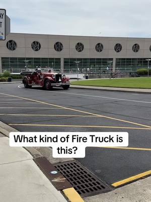 The techno Fire Truck #firefighter #firefightertiktok #firetruck #techno #ravetransition #fyp 