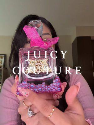 How cute is this?! @Juicy Couture @Community X SEEN  #juicypartner, #vivalajuicy, #lebubbly, #communityxseen