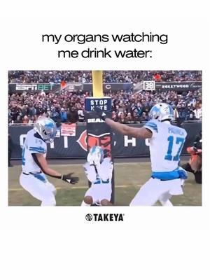 💧 Every sip is a win! Your body does a touchdown dance every time you hydrate—it’s how it says ‘thank you!’ 🏈💃 You’ll know you’re scoring big because you’ll feel more energized and ready to crush your goals. Game on! 💦 #HydrationVictory #StayHydrated #takeya #takeyausa #touchdowndance 