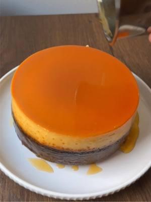 Me encantan hacer estos chocoflan de 6in 🥰🥰🥰🥰  #chocoflan #flan #sanvalentin #postres #tiktok #paratii ##fyp##capcut##edits##recetas##caramelo##emprendimiento##madreemprendedora##bronx##nyc##usa##ny