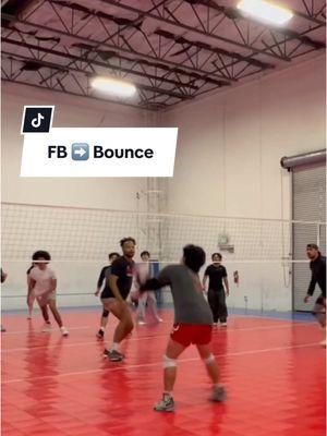 this is literally whats going on in my head while i play & my hitters are my clickbait #libero #defense #volleyball #volleyballworld #vb #voleibol #voli #pallavolo #middle #hitter #CapCut 