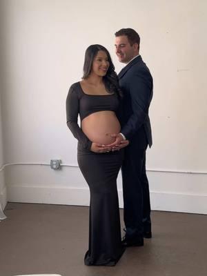 El detrás de cámaras de nuestra sesión de fotos de maternidad #pregnant #embarazada #maternity #pregnantlife #bebeenca#maternityphotoshoot #pregnanttiktok #maternityfashion #pregnancy #30weeks #30weekspregnant 