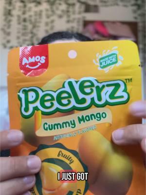 Omg ok i just got these amos sweets and they’re so good! I’m trying the peelerz the gummy mango flavor and let me tell you these are sooooo good 😭 I love anything mango flavor so I automatically love these too hahaha! 🫶🏼 @Amos Sweets  #amospeelerz #peelerzgummy #peelerz #mangopeelerz #fyp #mangogummy 