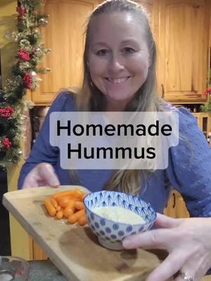 ✨🌿 Creamy, Delicious, and Packed with Goodness! 🌿✨ #HomemadeHummus #HealthySnacks #EssentialOilsForCooking 