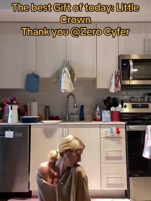 One of the best Gifts in my LIVE. Thank you, Zero Cyfer! For your support to my content.@Zero Cyfer #livegift #littlecrown 