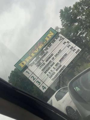 #Draft #Draftvideo Come to the Tibbs drive thru with me. I had a great time I need to run this back. If your looking for something to do in Indianapolis go check out the Tibbs drive thru. #Drivein #movie #transformersriseofthebeasts #fyp #thingstodoindy 