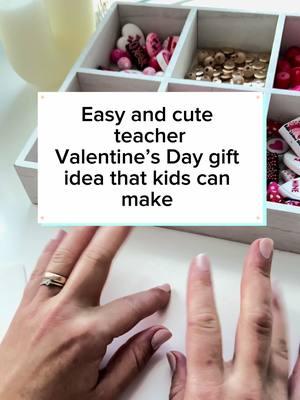 Easy Valentines craft for kids to make for teachers 💘 Have your children give the gift of their own creativity 💝   #diycraft #diyforkids #crafts #crafty #pens #beads #valentinesdaygift #ValentinesDay #valentine #valentines #DIY #diyproject 