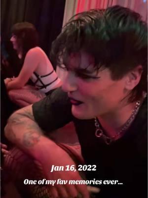 This was one of my fav girls night out ever. We were celebrating @MarieMunsterful bday at @Bar Sinister and it was the first time we got to meet @Vision Video Band - Goth Dad and he was just so sweet and kind and boy did he give us a great show 🦇🖤🦇#onthisday #gothdad #visionvideo #visionvideoband #barsinister #goth 