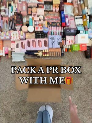 Pack a pr box with meeee🫶🏼✨🧚‍♀️ #prboxes #prunboxing #packapresentwithme #daniarribere 