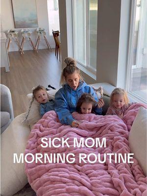 Sick mom day🤧 #dayinthelife #mom #momlife #momtok #triplets #toddlers #toddlertok #morningroutine #Vlog #bloompartner @Bloom Nutrition 