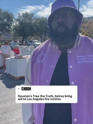 Houston knows what it feels like to need help.⁠ ⁠ The Astros Foundation, Impact13 Foundation, and Trae tha Truth and his nonprofit Angel By Nature, held a donation drive Thursday to send supplies to victims of the destructive and deadly wildfire in the Los Angeles area. ⁠ ⁠ The donations sought included toiletries and hygiene essentials, water, gift cards to retail stores and restaurants, blankets, clothes, shoes, socks, underwear, diapers, and wipes.⁠ ⁠ 📷️: Leah Vann⁠ .⁠ .⁠ .⁠ #lafires #losangeles #la #california #astros #traethatruth #houston #hou #downtownhouston #htown #houstontexas #htx #houstonnews #hounews #helpingothers