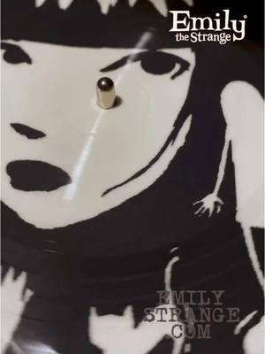 Emily on vinyl❣️🖤🎶🎸 #emilythestrange #vinyl #fyp #🖤 