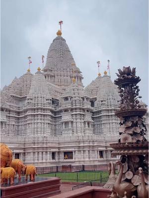 The feeling you get walking into this sacred ground is indescribable🥹 #newjersey #temple #bapsswaminarayan  #mandir #goosebumps 