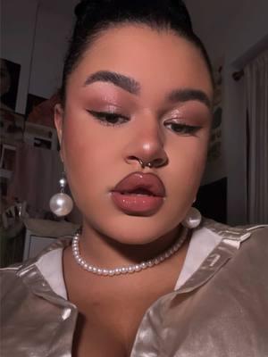 Replying to @Minty  #grwm #processvideo #lesbianbar #femme #butchfemme #queercommunity #queerfashion #fashiontiktok #pearls #fypシ 