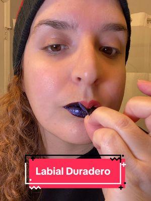 Descubre el secreto para unos labios hermosos que duran por mucho tiempo. Este peel-off lip color viene en 5 tonos vibrantes y combina acabados mate y glossy en una fórmula de larga duración. Es resistente al agua y apto para todo tipo de piel, ideal para cualquier ocasión. ¡Aplica, deja secar, despega y disfruta de un color intenso! Perfecto para quienes buscan un maquillaje duradero y sin complicaciones. 💋✨ #colorlabios #labial #labialeslargaduracion #labiales #lipstick #labialduradero #labialquesedespega #labiosresistentes #acabadomate #labioshermosos #cosmeticos #cuidadolabios  #beautytips #maquillajeessencial #maquillajetrendy #productosbelleza2025 #looksbelleza #comunidadbeauty #haulmaquillaje #amantesdemaquillaje #longlastinglipstick 