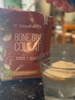 Ya tomaste tu colágeno el día de hoy 🤨⁉️⁉️ #fyp #parati #tiktokmademebuyit #tiktokmehizocomprarlo #TikTokShop #spotlightfinds #loveatfirstfind #loveatfirstfind #collagen #bonebroth ##bonebrothbenefits##vitauthority##vitauthoritycollagen#CapCut 