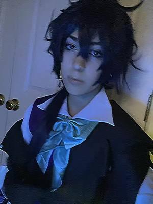 His name is Vanitas.. inherited from the vampire of the blue moon 🥀🥀 🦅 #cos_of_ak #vanitas #vanitascosplay #vanitasnocarte #vanitasnocartecosplay #thecasestudyofvanitas #thecasestudyofvanitascosplay #vanitasvnc #vnccosplay 