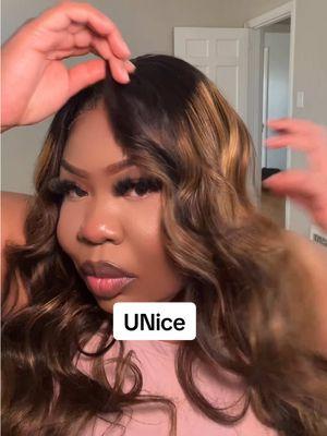 My fav highlights wig @UNice Hair @UNICE HAIR OFFICIAL the same wig link in the bio,  code: Brand     #unicewiginstall #unicebyebyeknotswig #byebyeknotswig #unicehair   #unicebodywve #UNice9Years #unice9thanniversary 