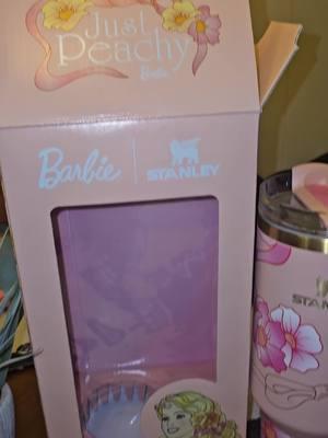 #barbiestanley #obsessed #foryoupage #perfect #foryou #tiktokshopping #viral #girlbuy #shopping 