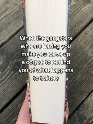 She’s tougher than they expect 🔥 Crooked Paradise by Eva Chance & Harlow King #darkromance #reverseharembooks #enemiestoloverstrope #mafiaromance #morallygrey #gangromance #spicybook 