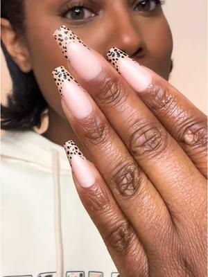 @Salon Perfect you did your thing with these ones! @Dollar Tree #pressonnails #pressons #leopardprintnails 