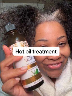 Nothing like a good hot oil treatment to help with my dry flaky scalp. 8oz bottle from @GuruNanda LLC  #gurunanda #gurunandaproducts #rosemarymintoil #hairoil @Elizabeth #hotoiltreatment #dryscalp #flakyscalp #itchyscalp #scalpoil 