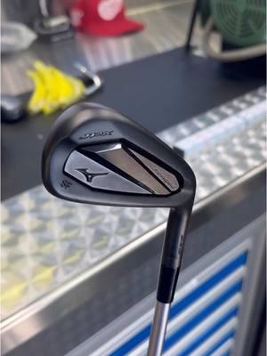 JPX 925 Forged Black has made it’s way onto the PGA Tour #golf #golftiktok #mizunogolf 