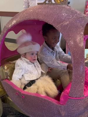 Replying to @Petty princess Our completed Cinderella carriage! 😍 How do y'all think it turned out?! Her coat from @Petite Maison Kids rincess, to QUEEN! #firstbirthday #surprise #cinderella #babygirl