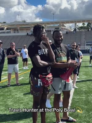 Honorary captain Travis Hunter in HAWAII 🌺 #travishunter #captain #polynesianbowl #hawaii 