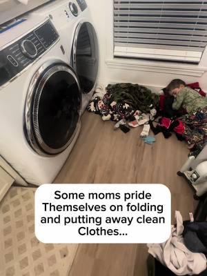 …. We live out of laundry baskets in my house 🤷🏻‍♀️ #fyp #foryou #foryoupage #lol #lmao #lmfao #haha #omg #laundry #parenting #parent #mom #moms #nap #explore #explorepage #instadaily #instagood #cleaning #organizing #reality #woah #kid 