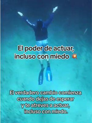 No es el momento perfecto, es el valor lo que marca la diferencia. Hoy es tu día para empezar. 💪✨  #frasesmotivadoras #reflexion #sevaliente #crecimientopersonal #hazquesuceda #tiktokespanol #motivate #accionsobremiedo 