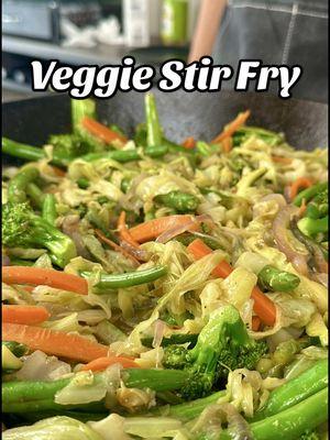 VEGGIE STIR FRY . . . #lettoddcook #toddjonesii #veggiestirfry #VeggieStirFry #HealthyEating #PlantBasedMeals #EasyDinnerIdeas #StirFryLove #VeggieLovers #QuickAndHealthy #FreshIngredients #FoodieFavorites #DinnerInspo #HomeCookedGoodness #FlavorPacked #VegetarianRecipes #HealthyFoodIdeas #CookingWithVeggies 