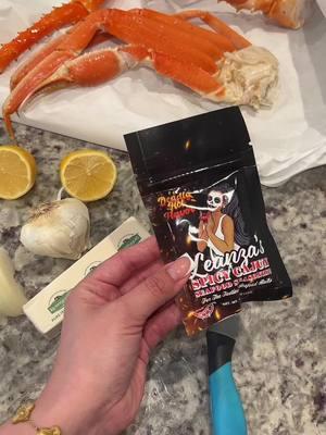 MAKE OUR DEADLY HOT SEAFOOD BOIL SAUCE WITH ME🥰🔥🦀🔥 #fyp #seafoodboil #kingcrablegs #kingcrablegsmukbang  #crablegs #mukbang #seafoodmukbang #saucy #cajunsauce #seafoodboilsauce #deadlyhot #seafoodlover 